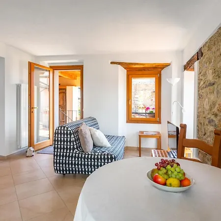 Appartamenti Vacanze Topo Trarego